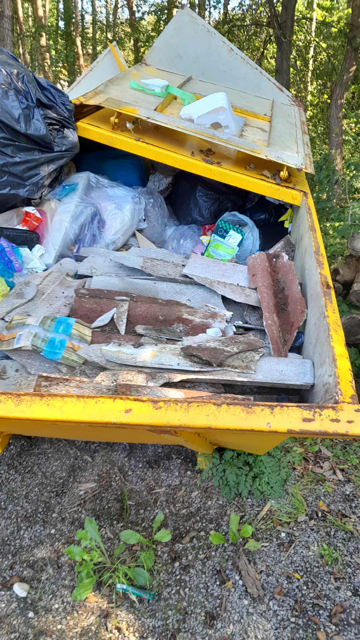 Ehitusjäätmed Leisu pakendikonteineris